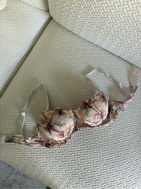 Victoria’s Secret PINK Date Push-Up Bra